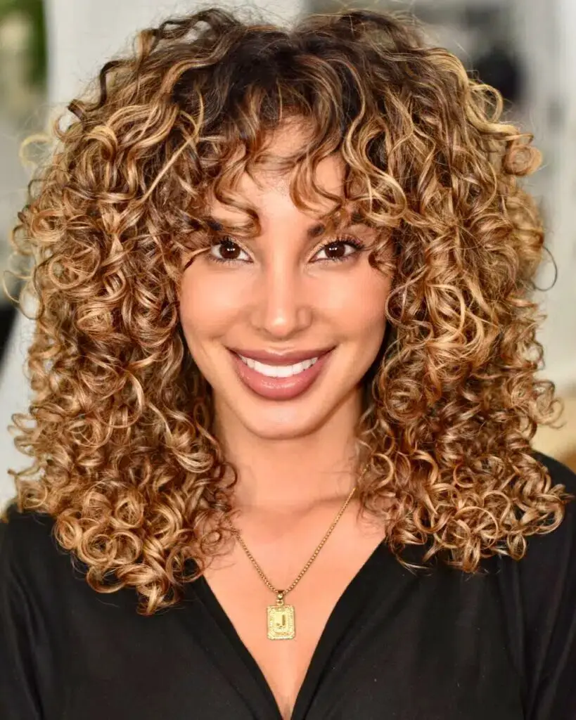 33 Sizzling Concepts for Blonde Balayage on Dark Curly Hair