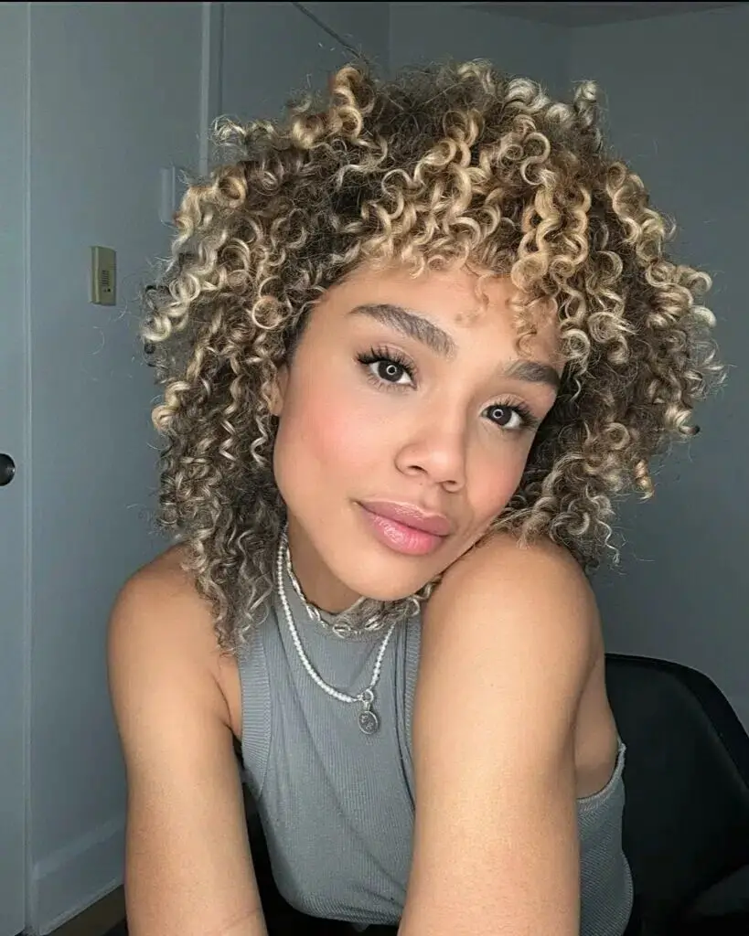 33 Sizzling Concepts for Blonde Balayage on Dark Curly Hair