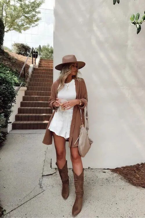 Timeless Brown Beauty: Perfect Western Style with Cowboy Boots