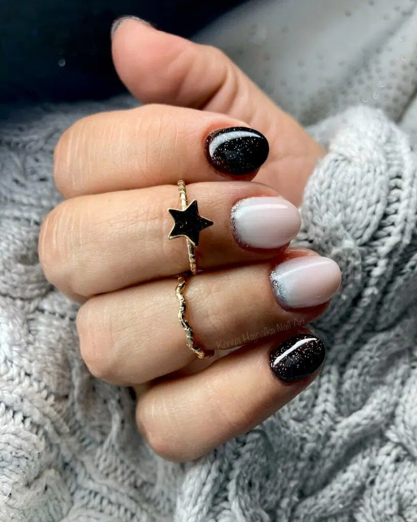 Chic Holiday Nails: 24+ Simple Black Christmas Nail Ideas