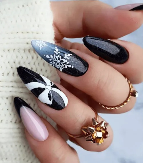 Chic Holiday Nails: 24+ Simple Black Christmas Nail Ideas