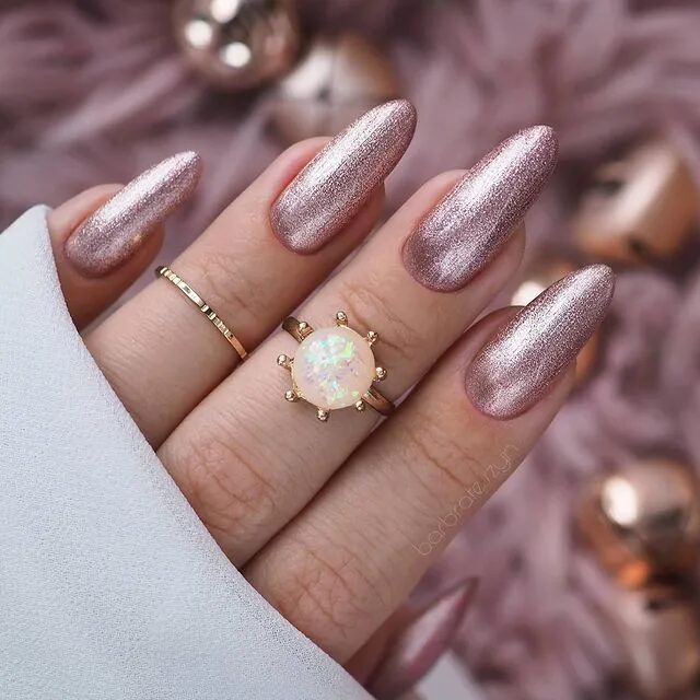 Winter Nail Designs | Glittery Rose Gold Nails for a Touch of Glamour