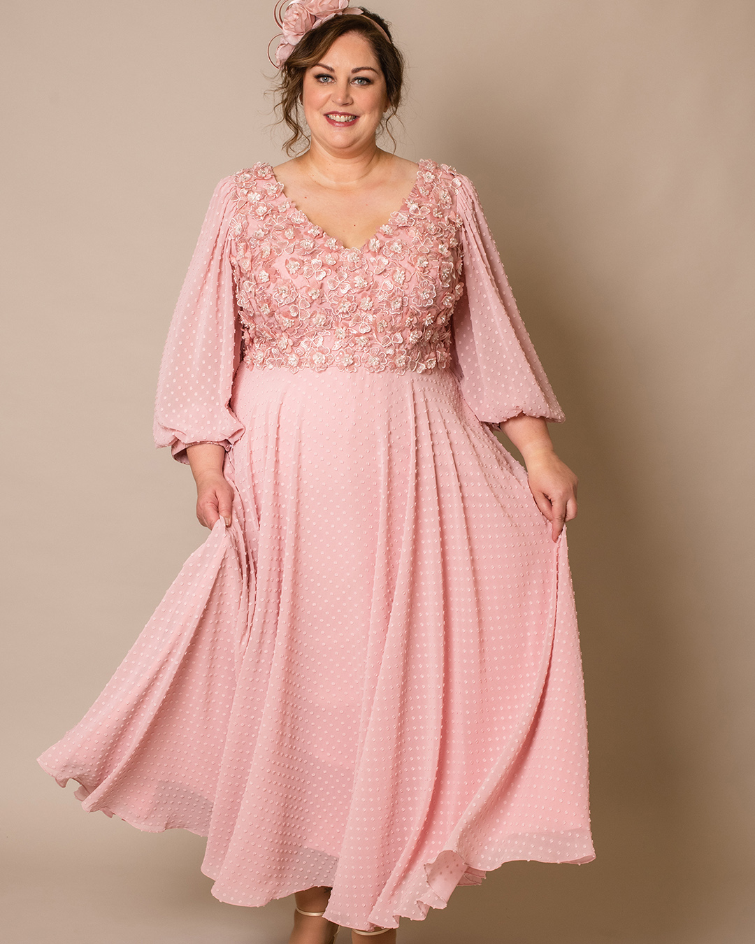 mother of the bride dresses with long sleeves lace floral curvychicbrida