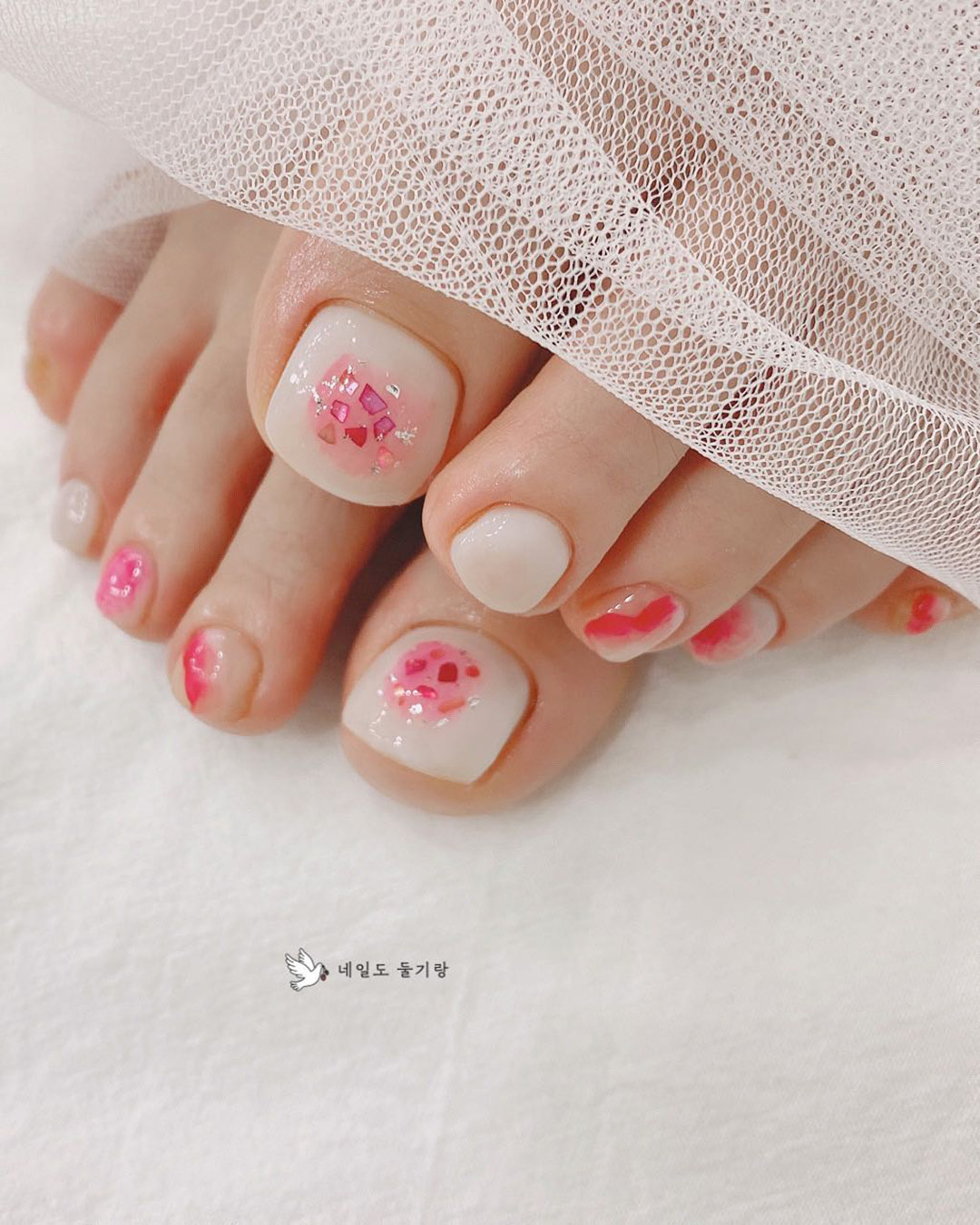 pink and white nails hot creative design doolginail
