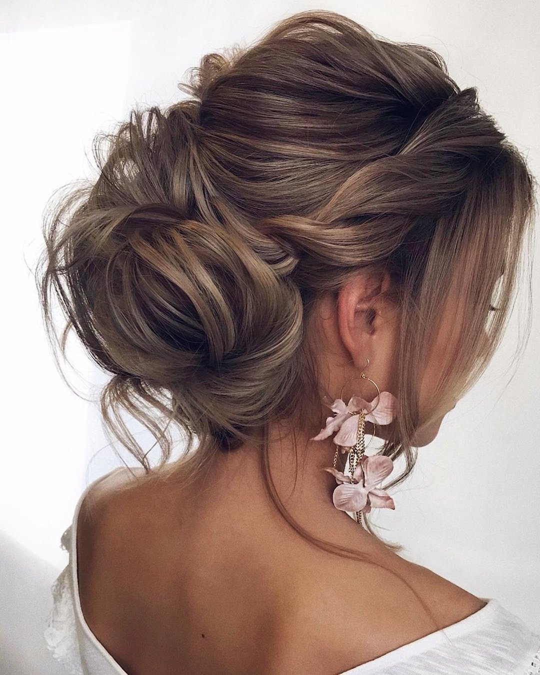 wedding hairstyles for medium hair low updo tonyastylist