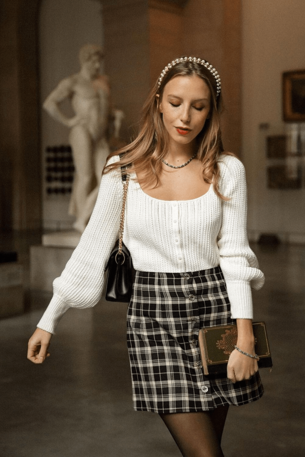 Classic Fall Prep: Cardigan & Plaid Skirt Ensemble