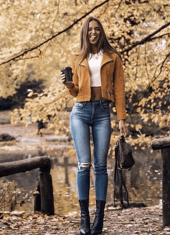 Mustard Suede Jacket & Casual Fall Vibes